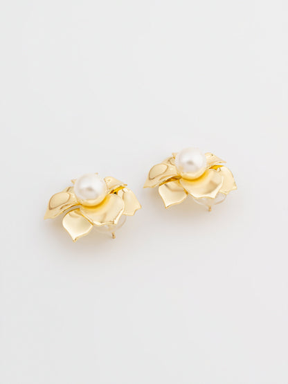 Pearl Floral Studs