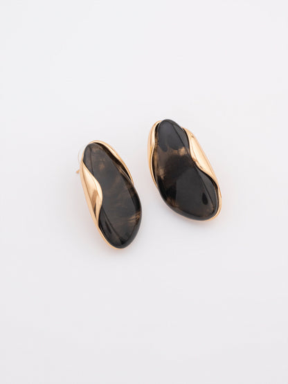 Oval Curved Studs