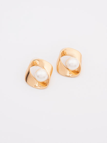 Pearl Stud Earrings