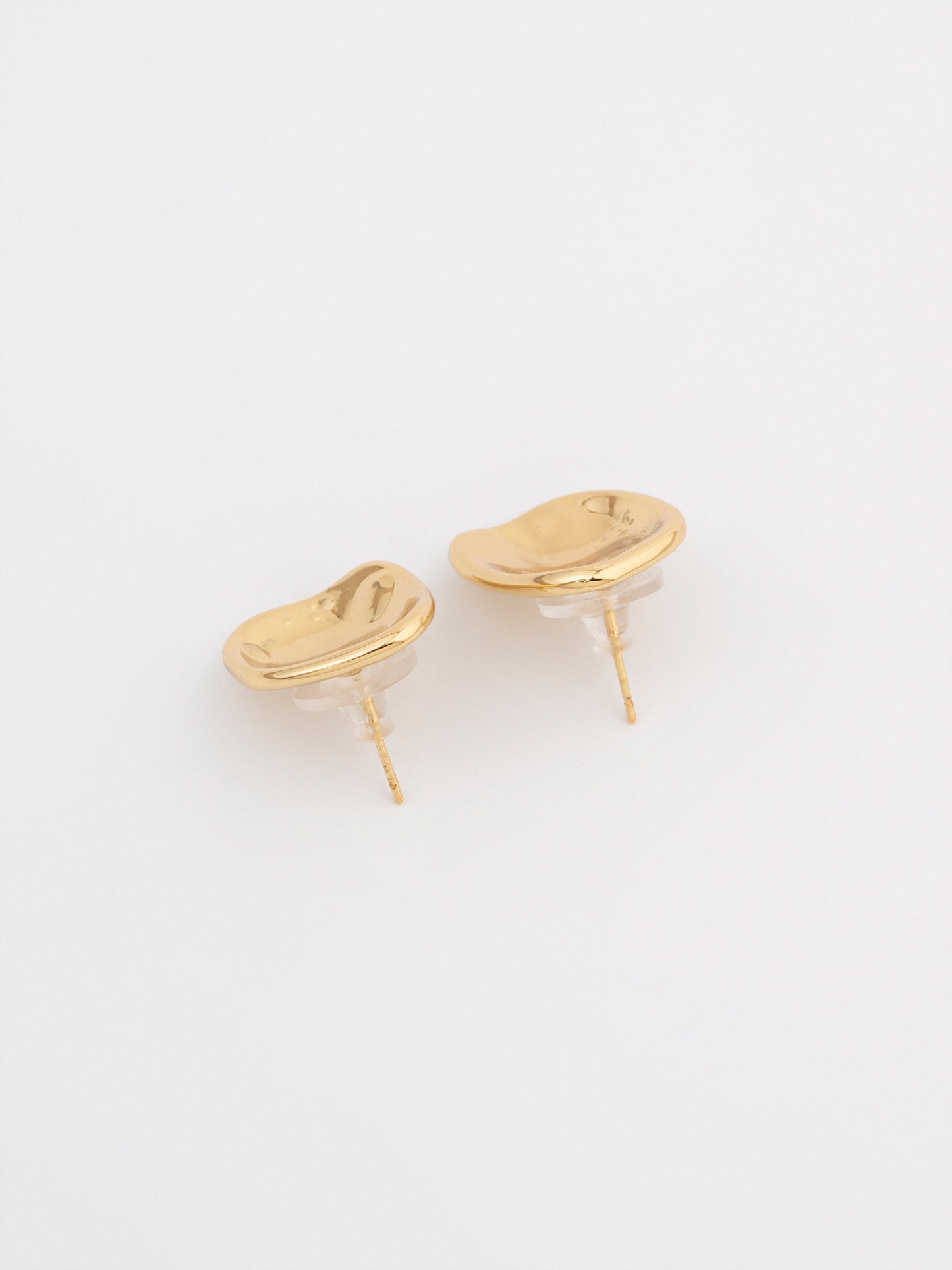 curved Studs