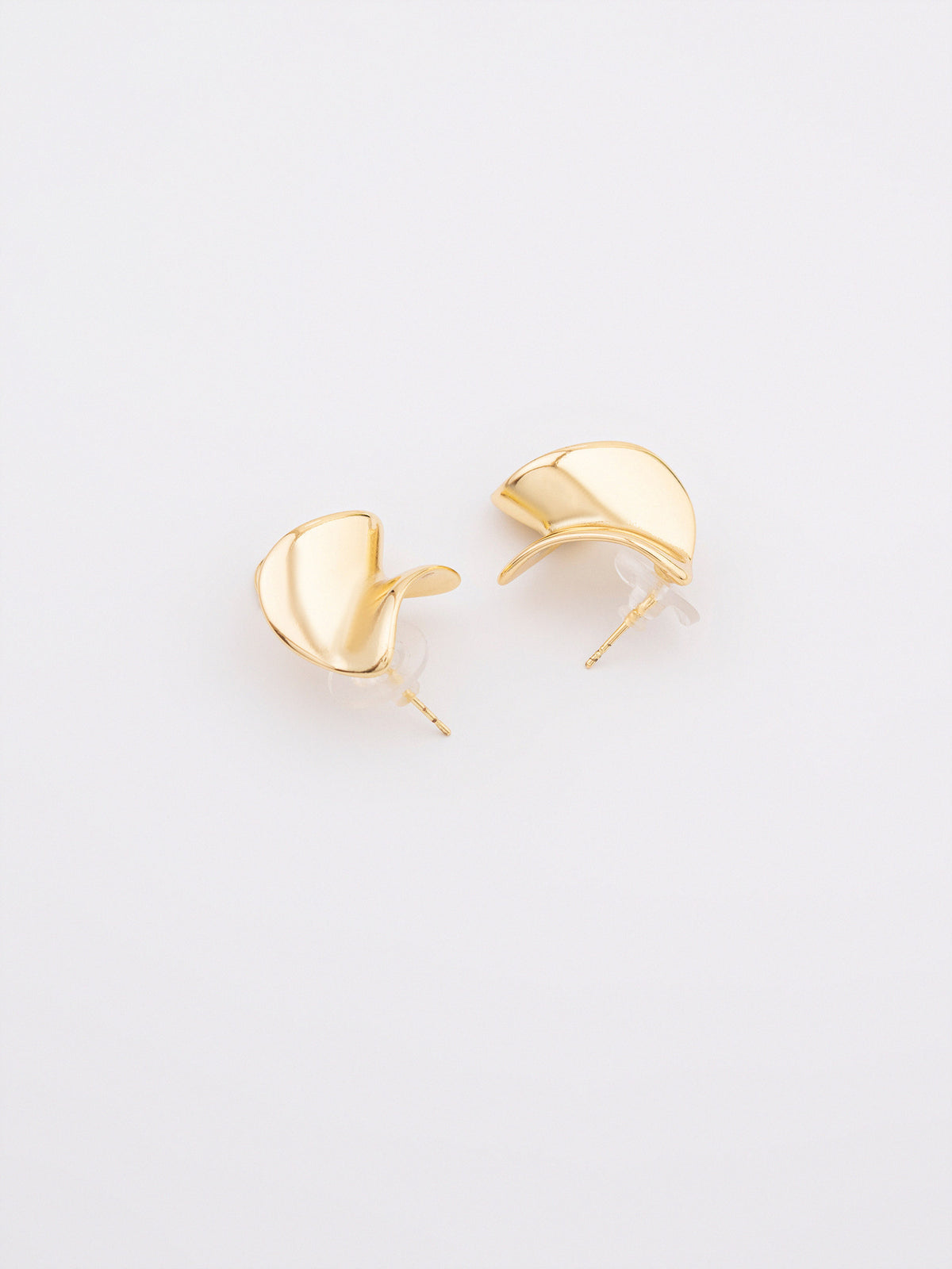 Twisted Studs