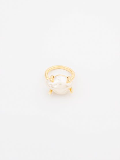 Pearl Ring