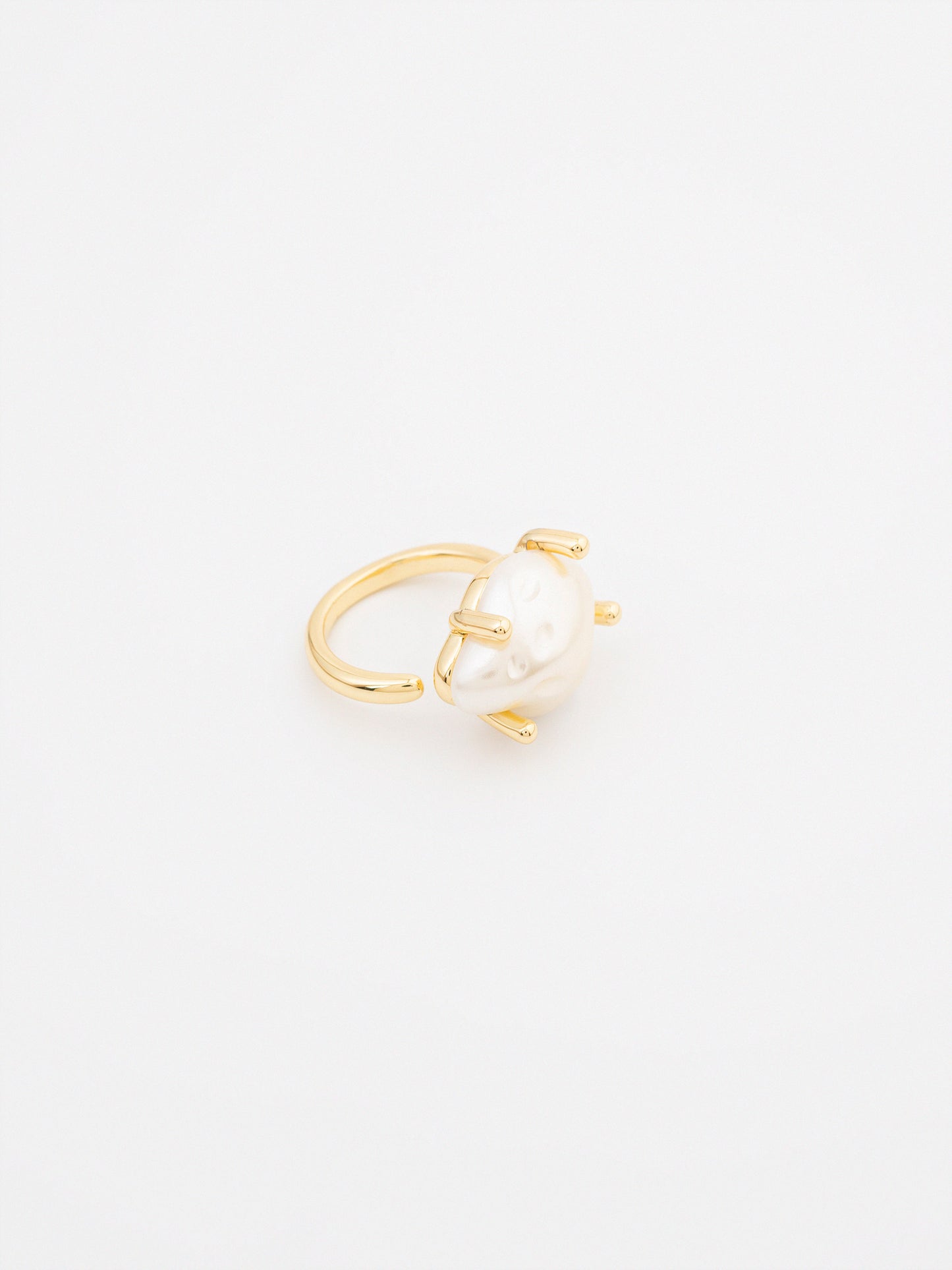 Pearl Ring