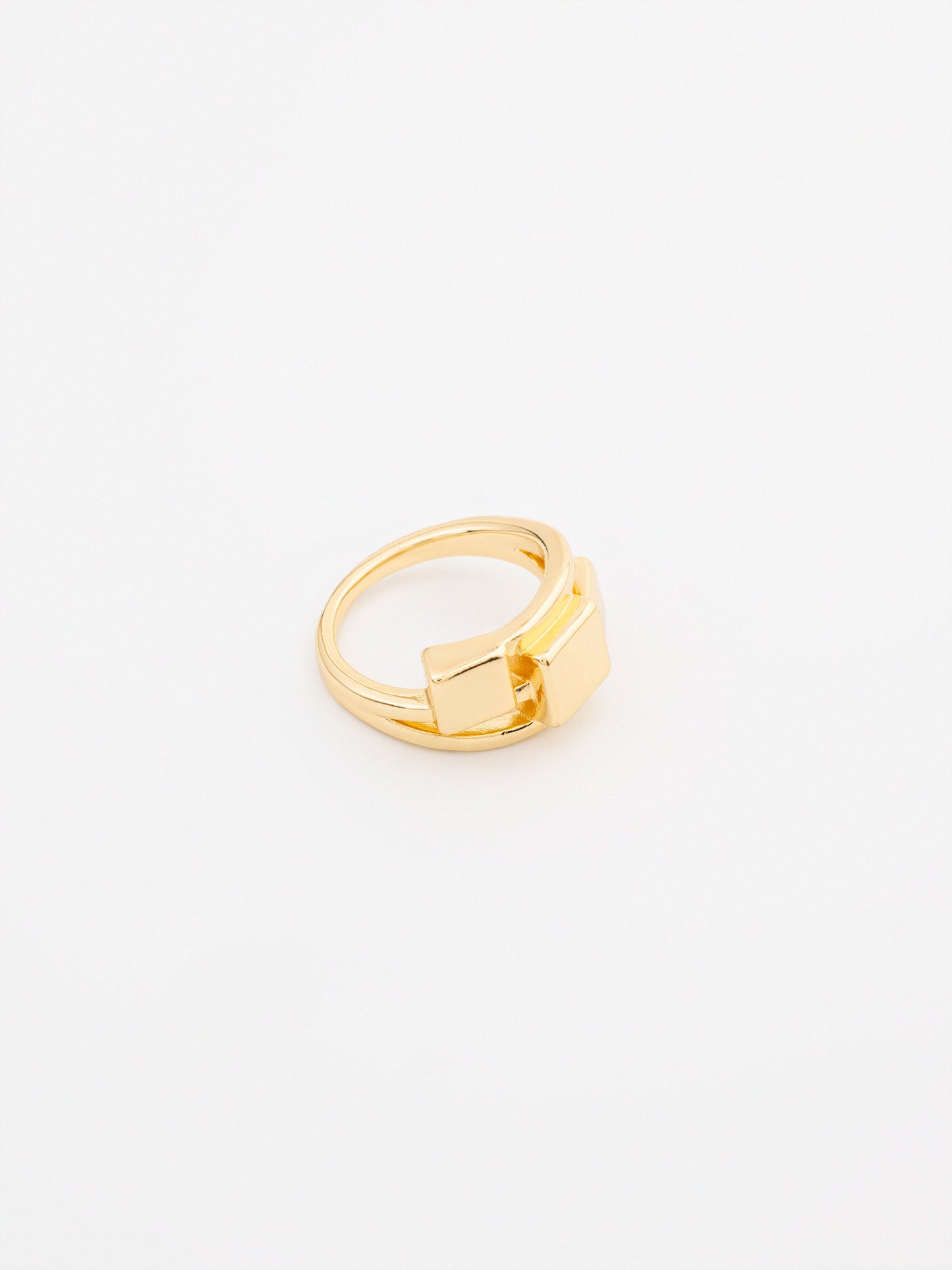 Interlocking Ring