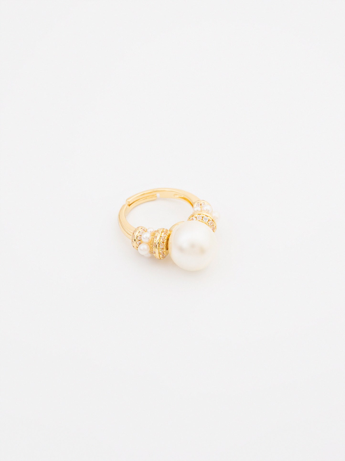 Pearl Ring