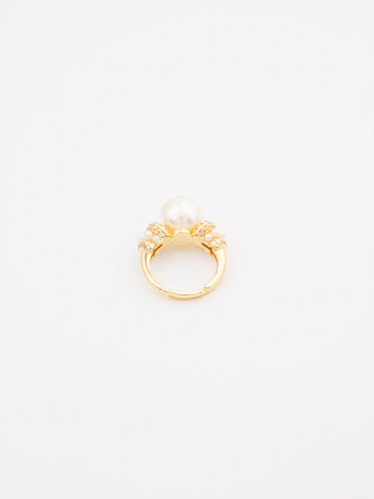 Pearl Ring