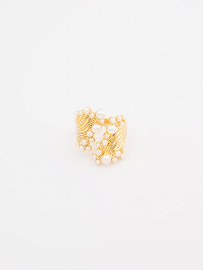 Pearl Cluster Ring