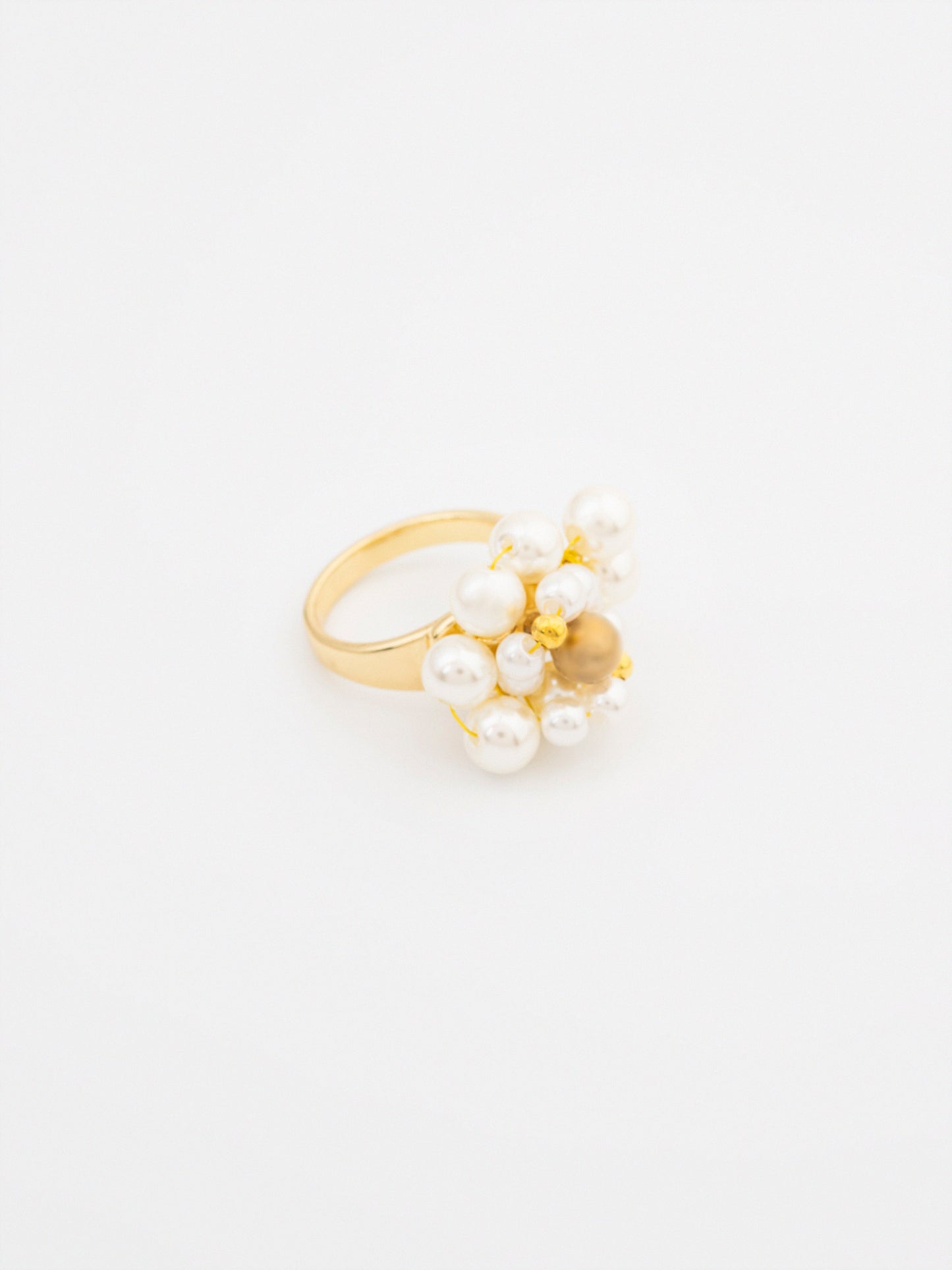 Pearl Cluster Ring