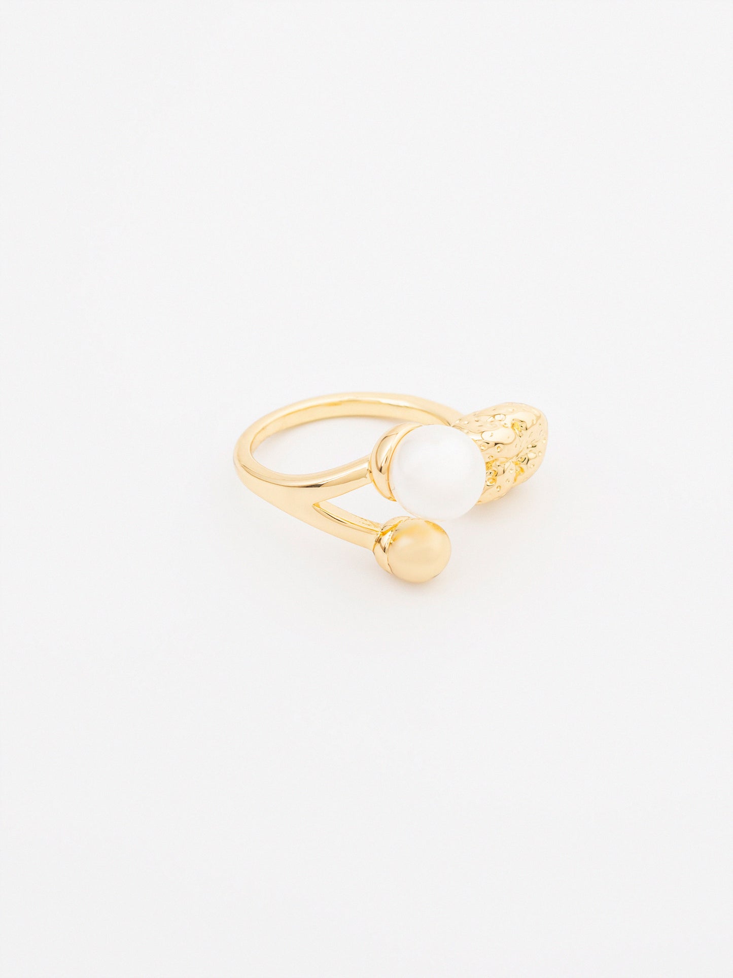 Sculpted Ring