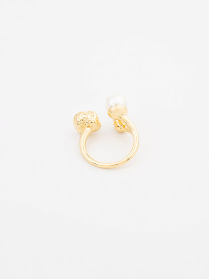 Sculpted Ring