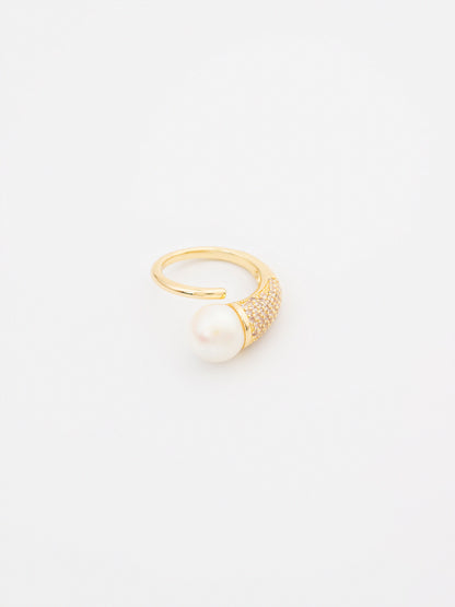 Pearl Ring