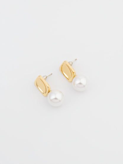 Pearl Drop Earrings