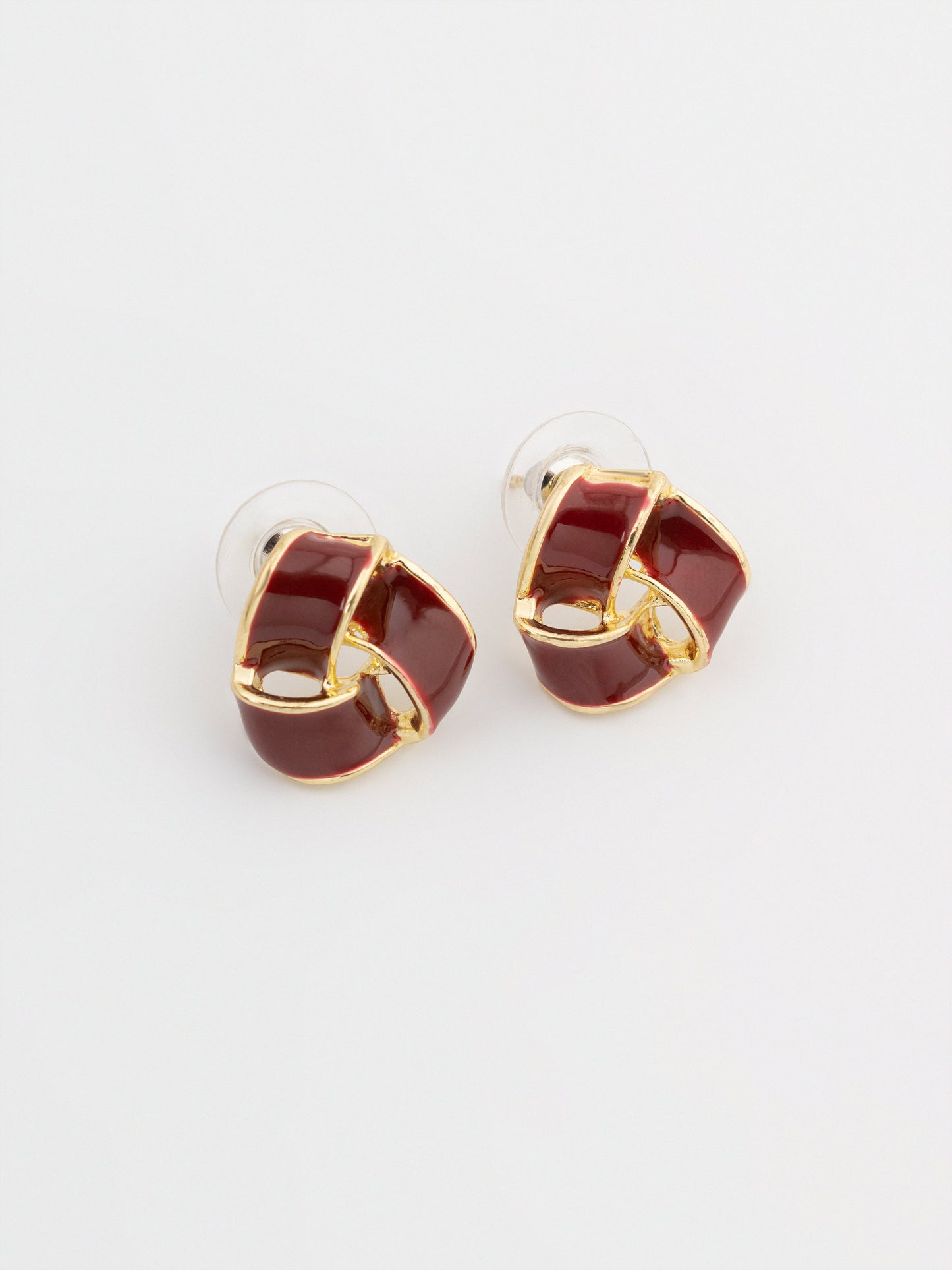 Knoted Studs