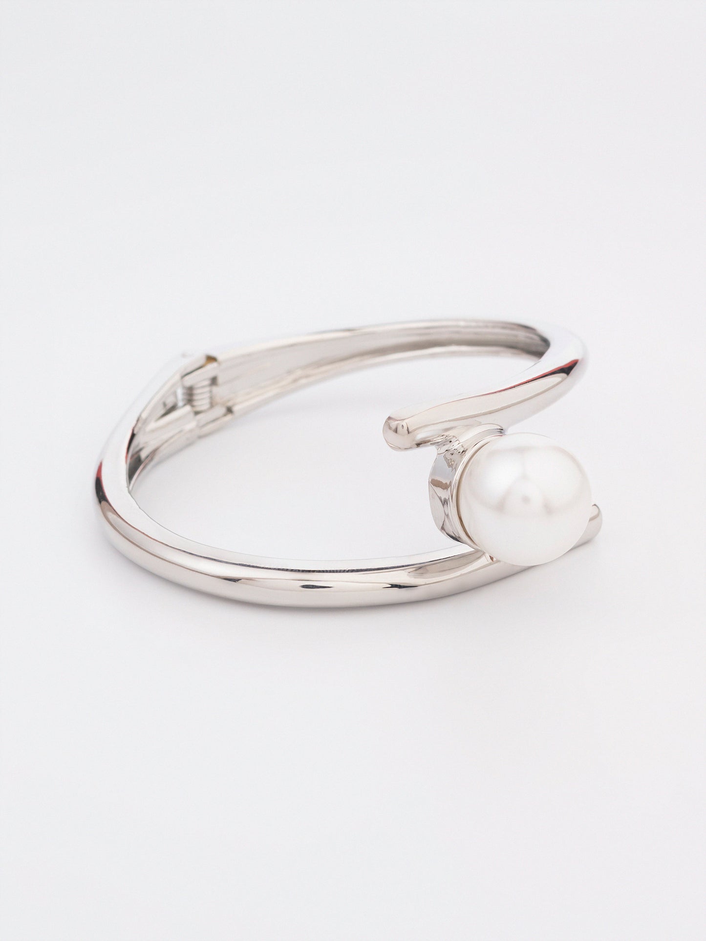 Pearl Open Bracelet