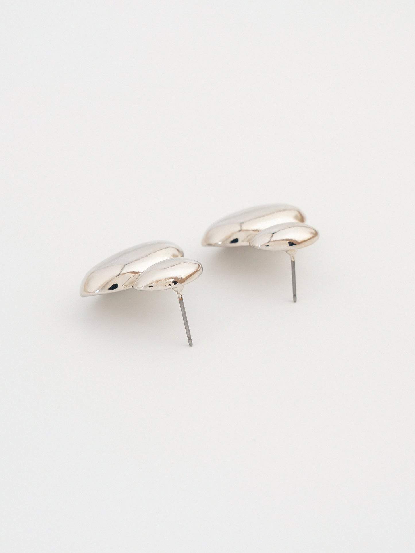 Glossy Studs