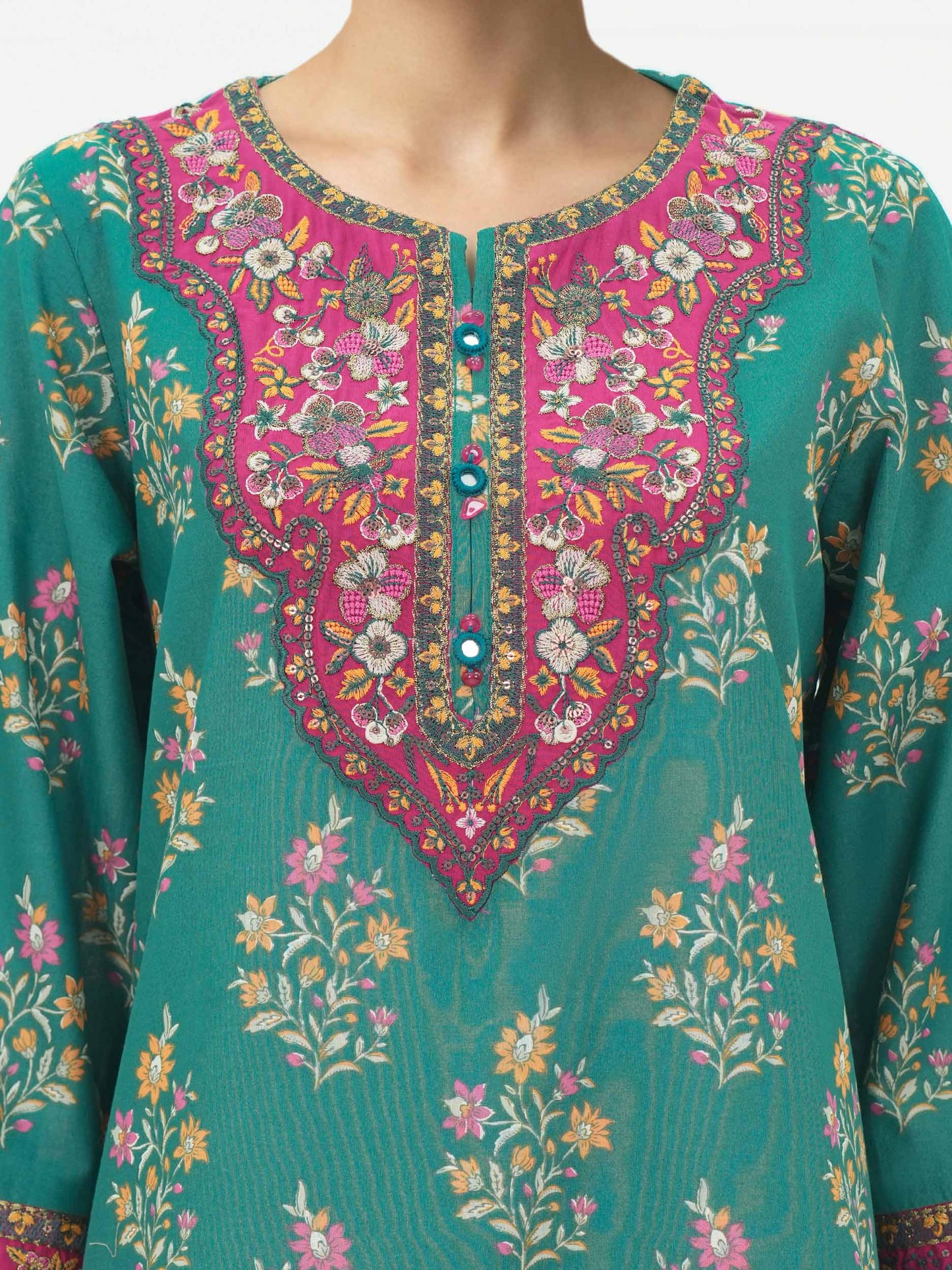 2 Piece Khaddar Suit- Embroidered (Pret)