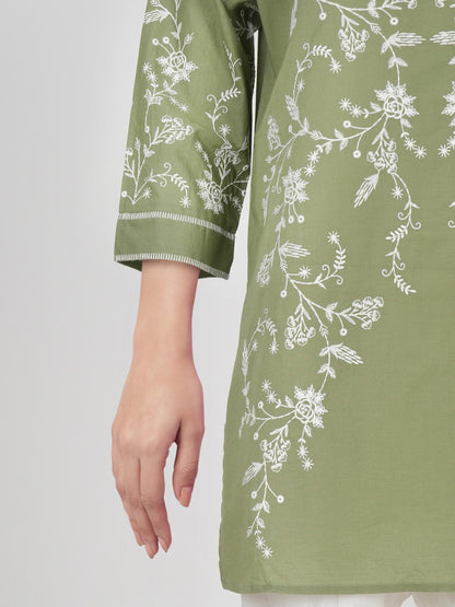 Cambric Kurti- Embroidered (Pret)