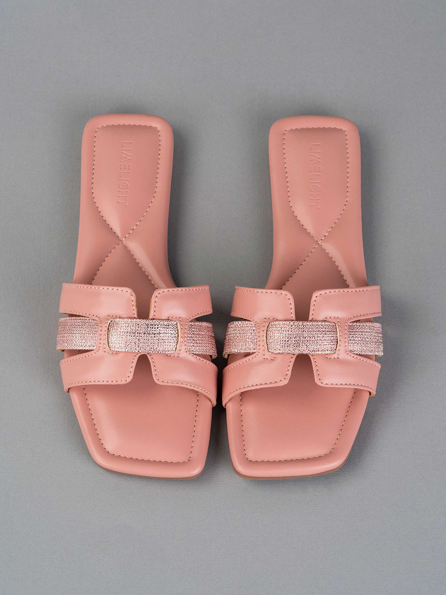 Lustre Flats