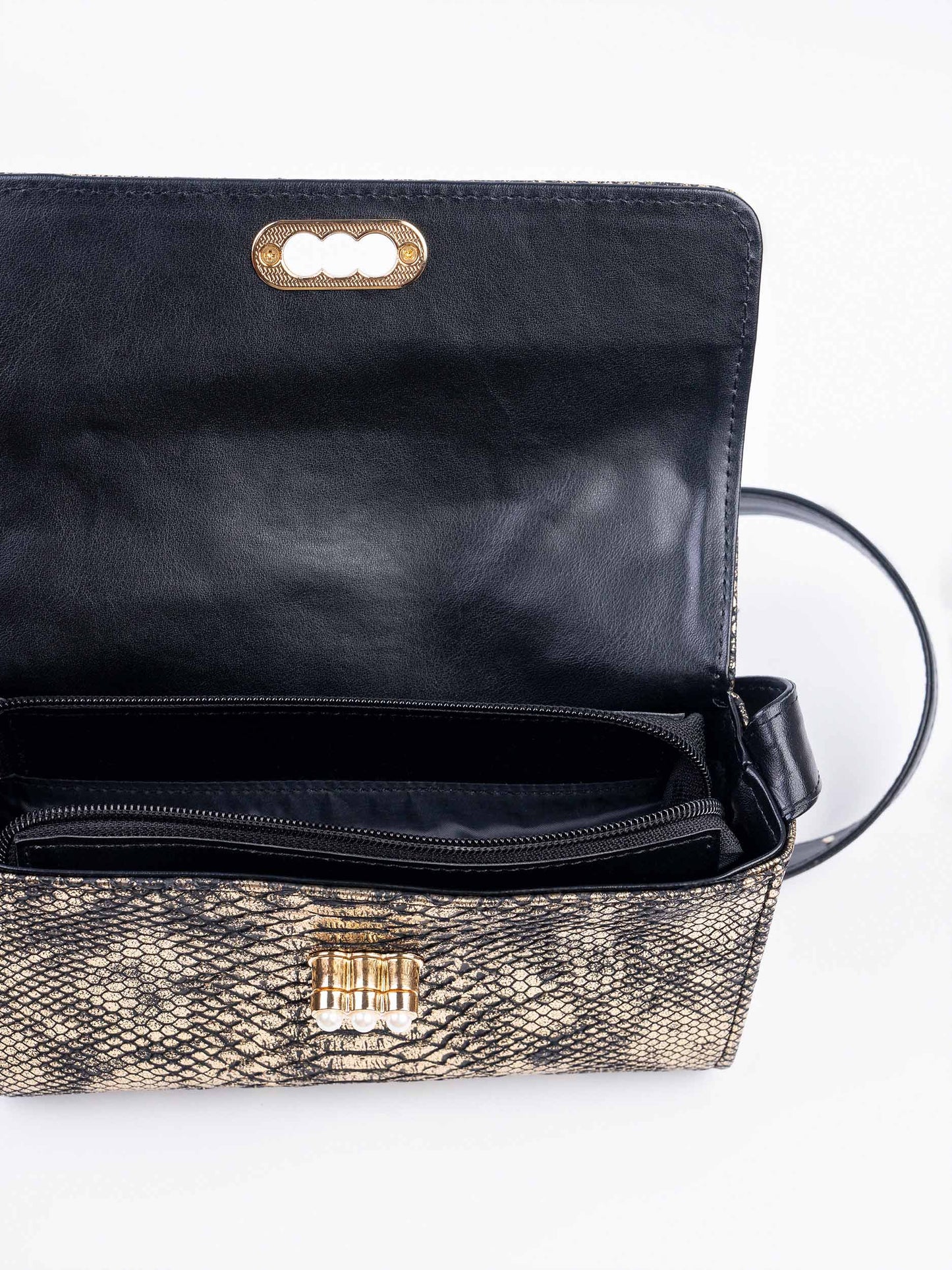 Snake Textured Hand Bag