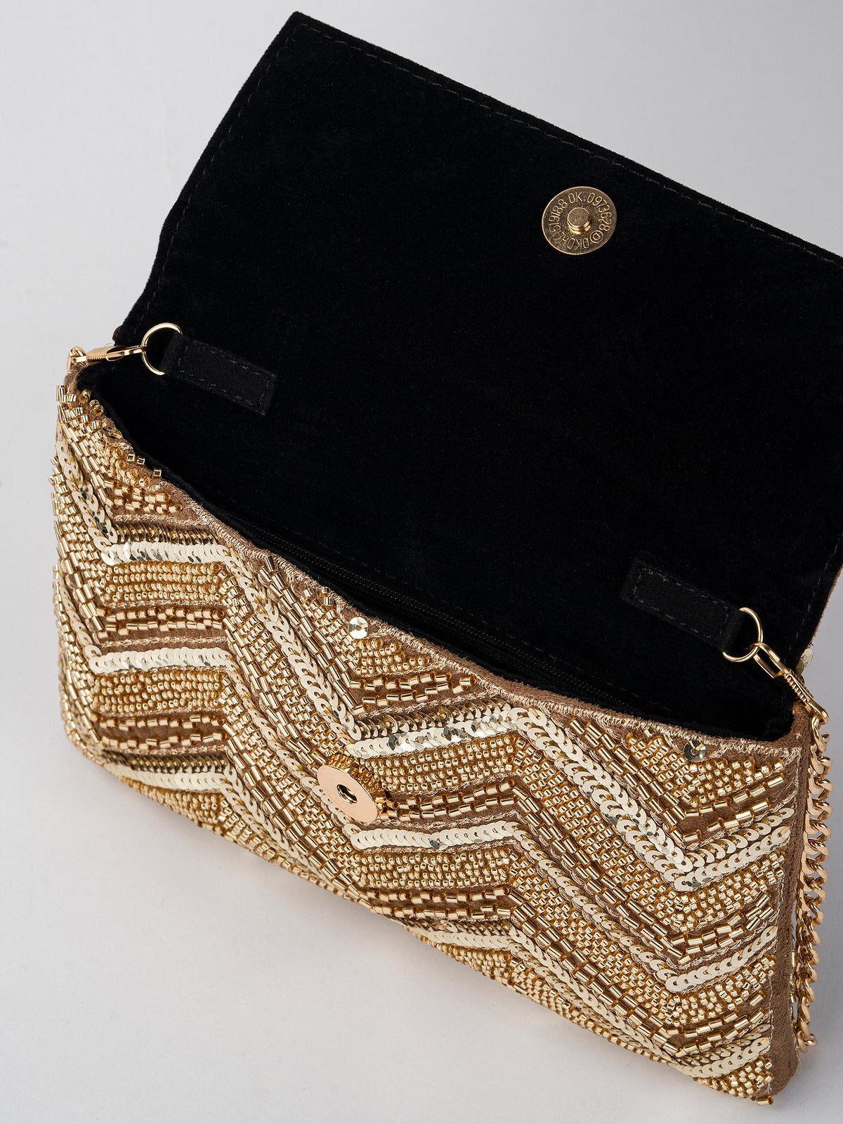 Chevron Clutch