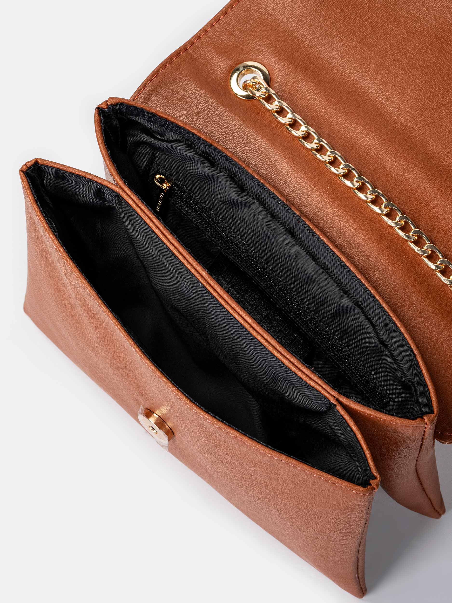 Casual Clutch