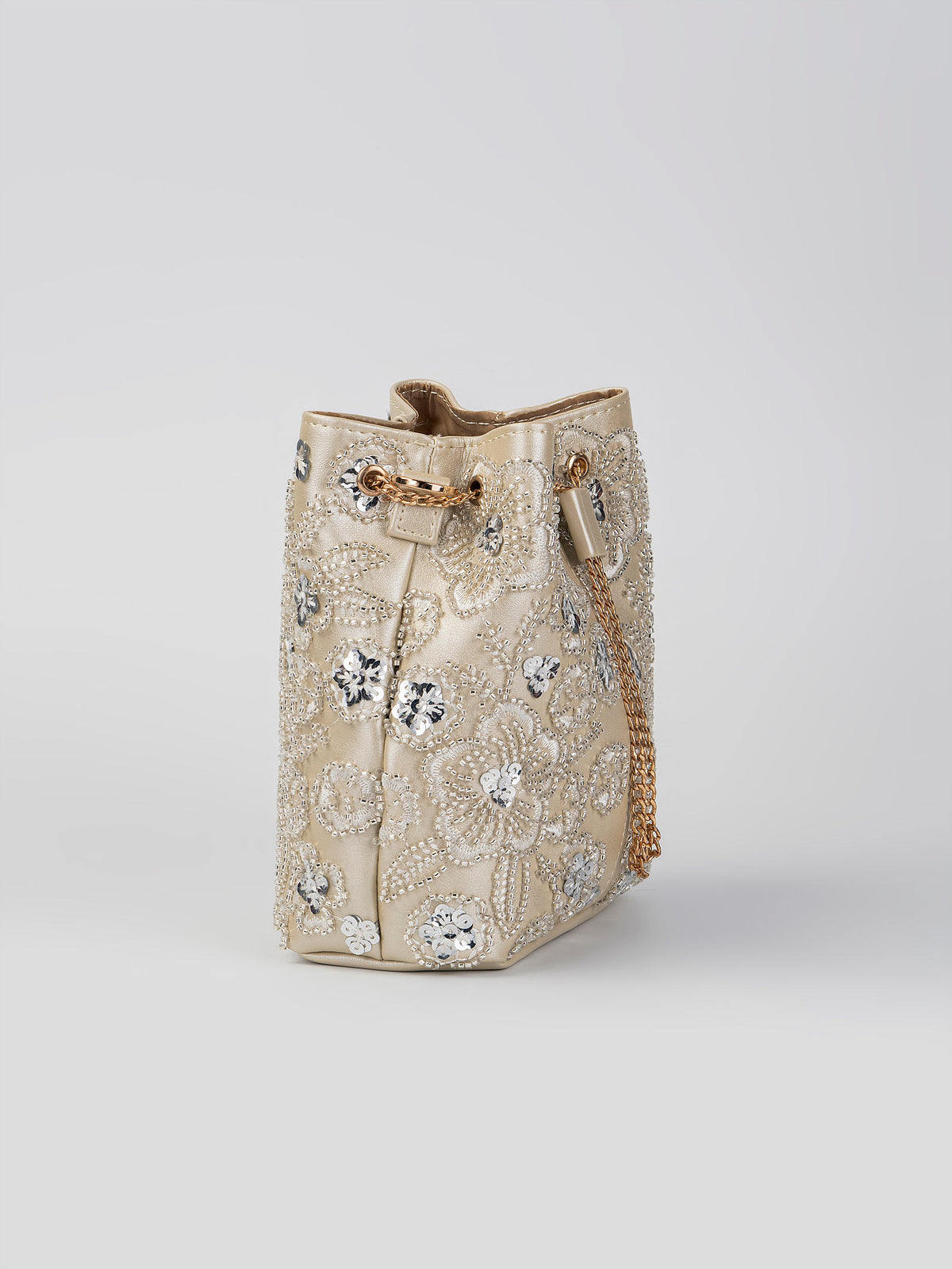 Roselle-Bucket Clutch