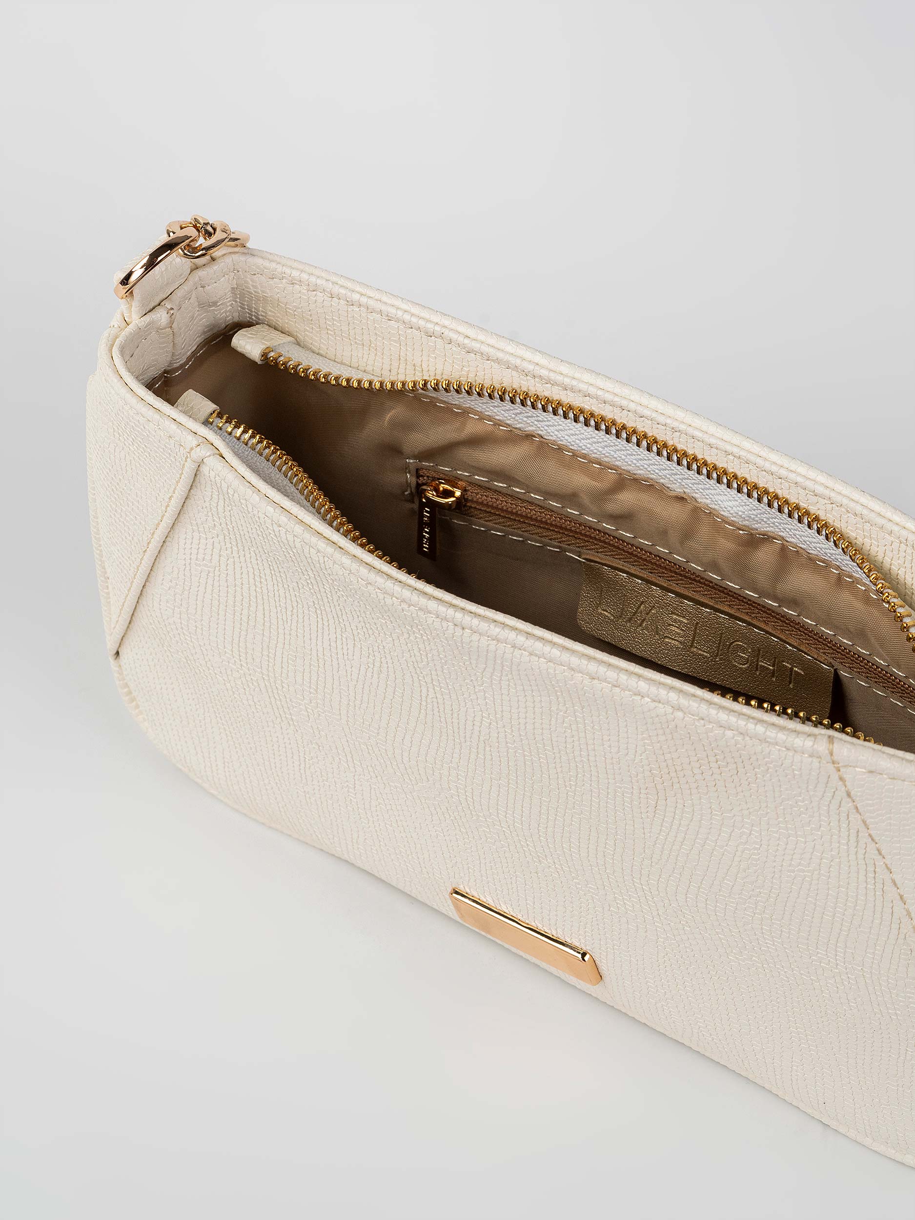Glossy Clutch