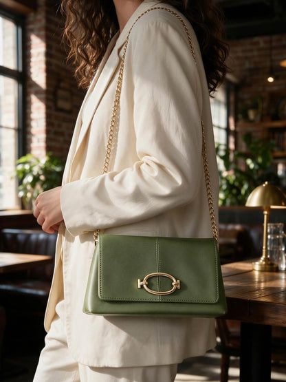 Vespera Clutch
