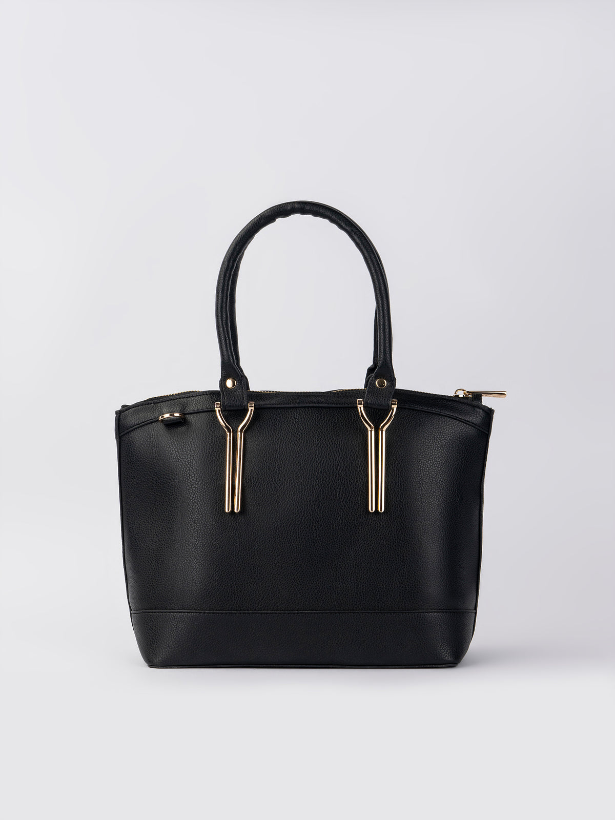 Cavelle Handbag