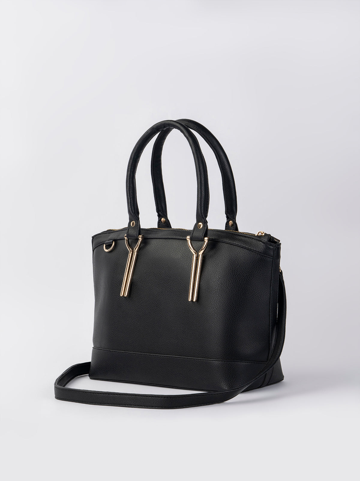 Cavelle Handbag