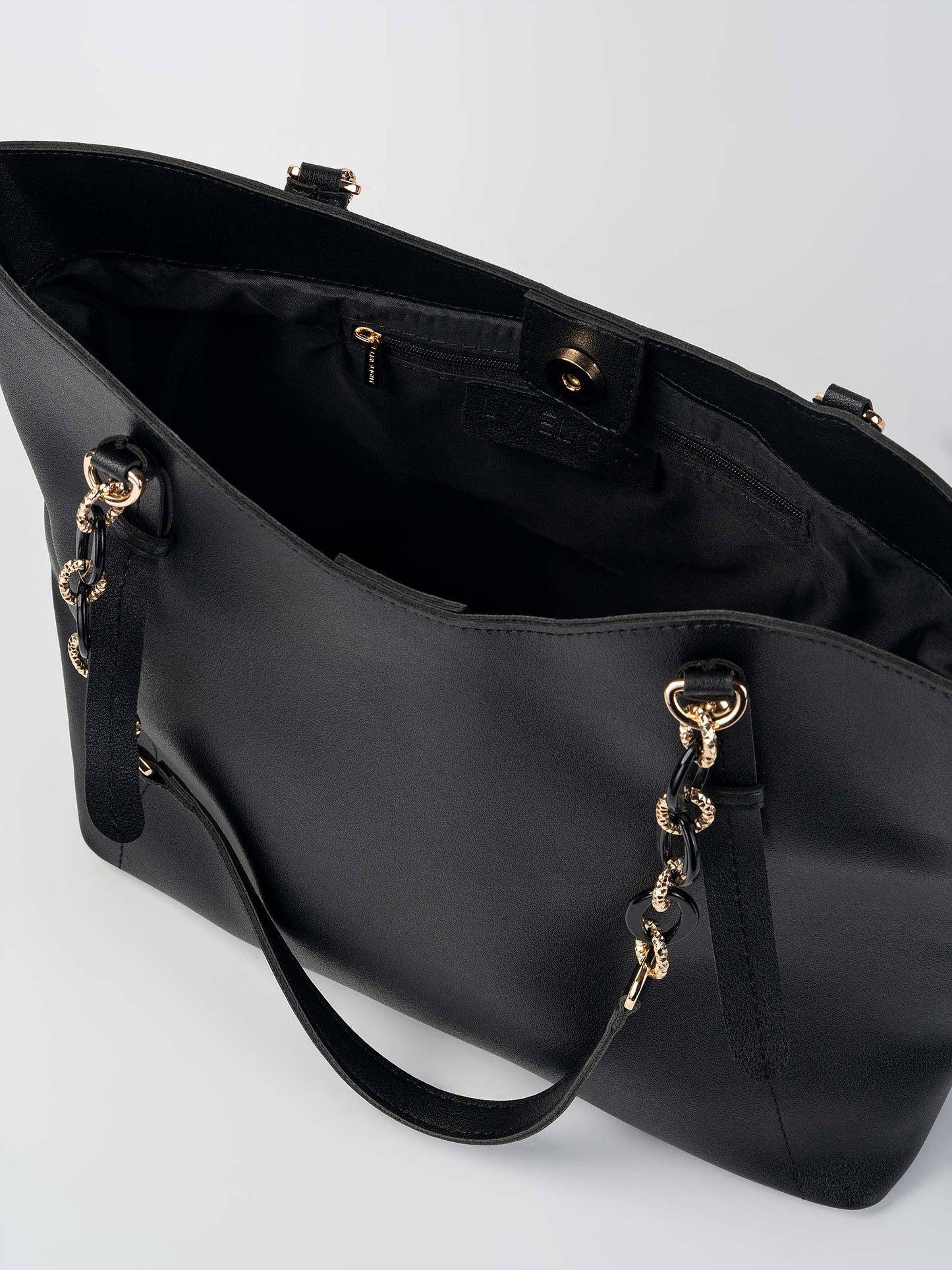 Varella Tote Bag
