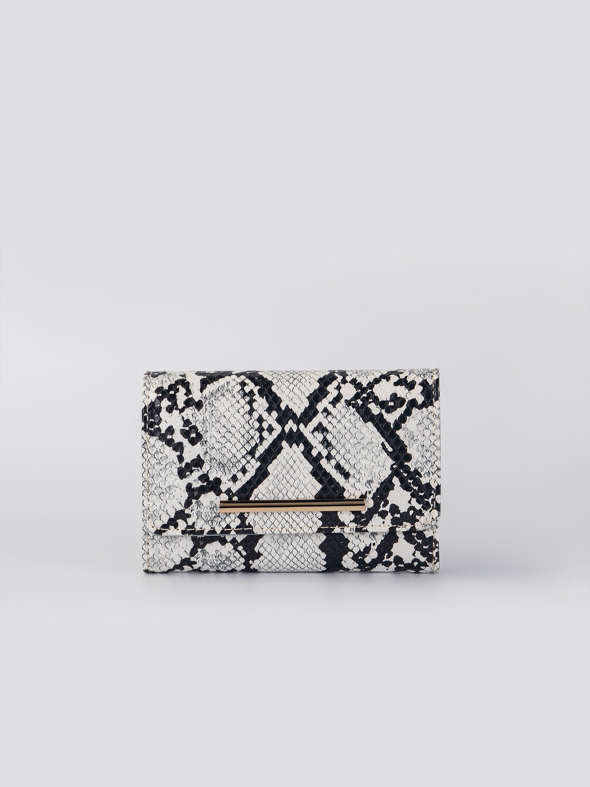 Monochrome Wallet