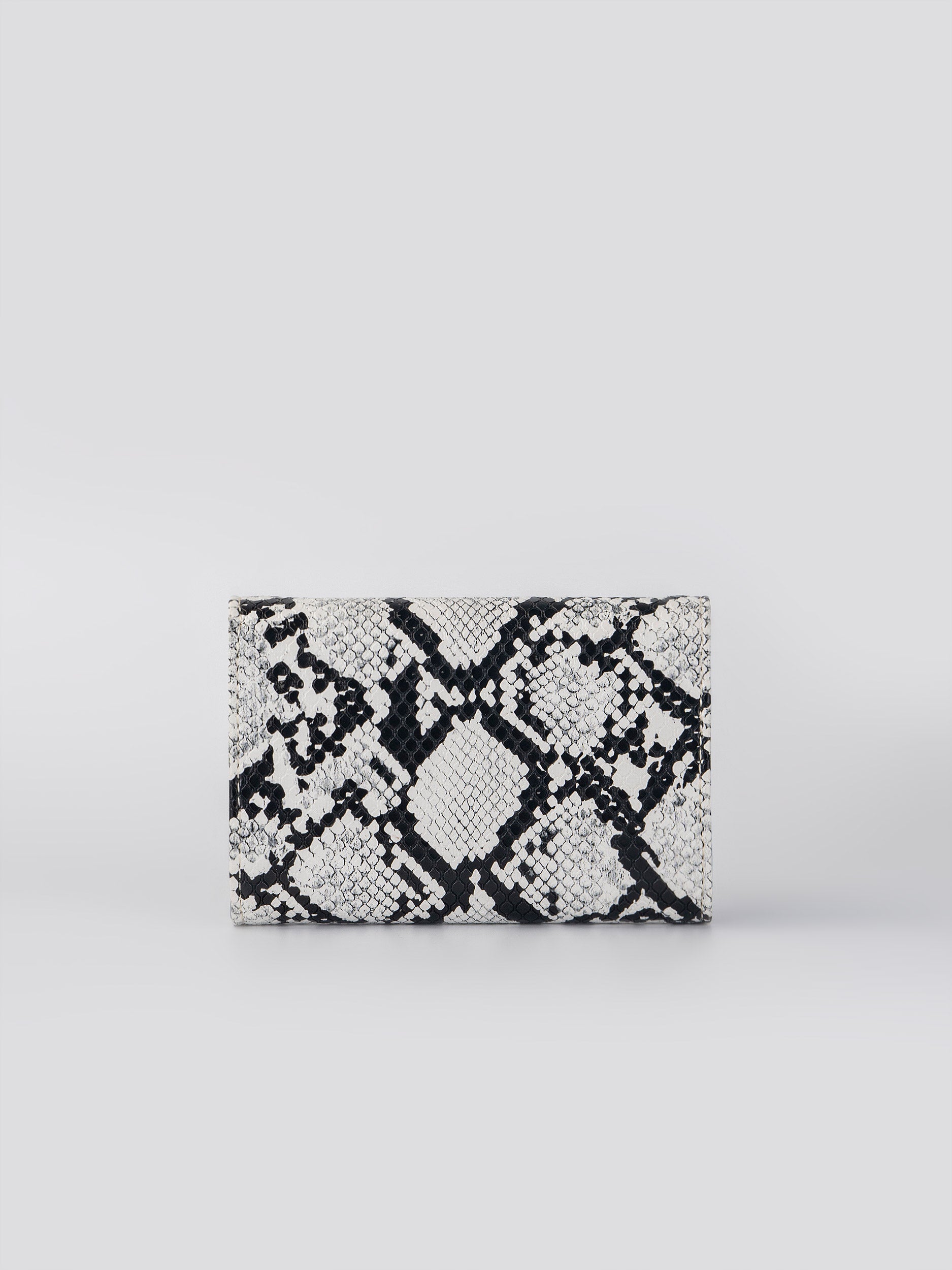 Monochrome Wallet