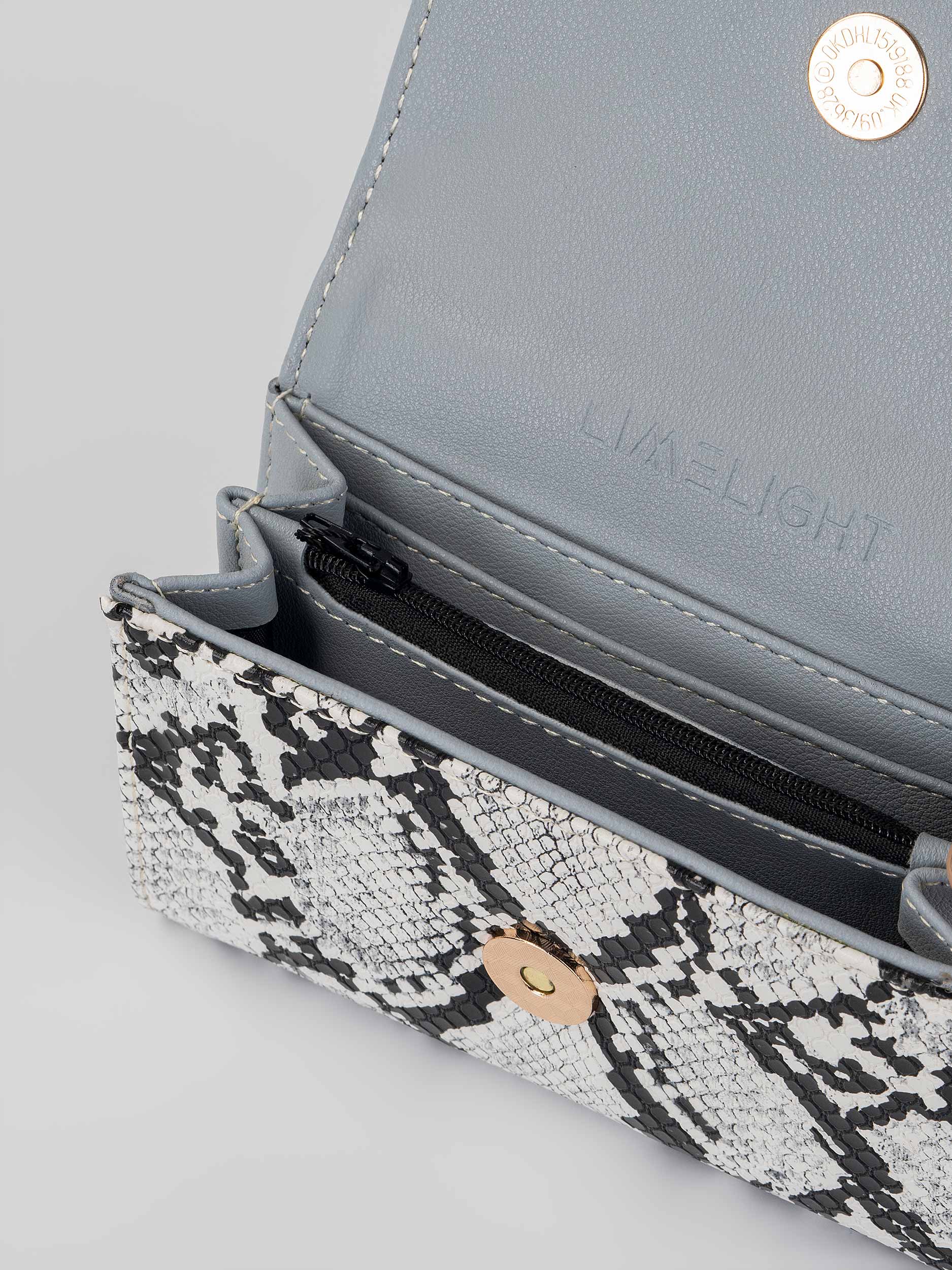 Monochrome Wallet