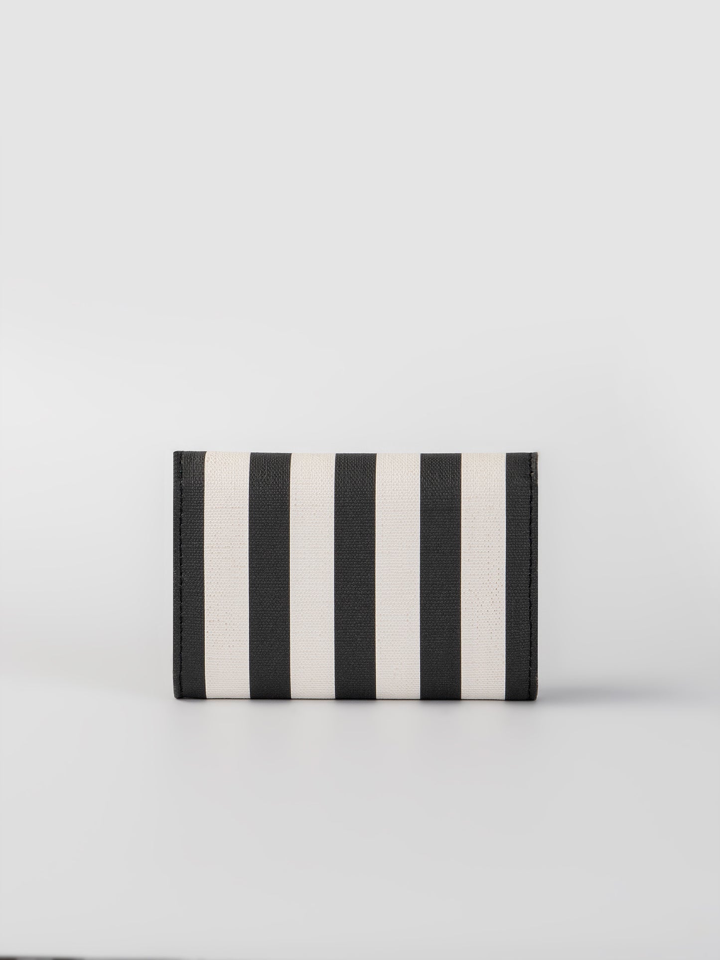 Monochrome Wallet