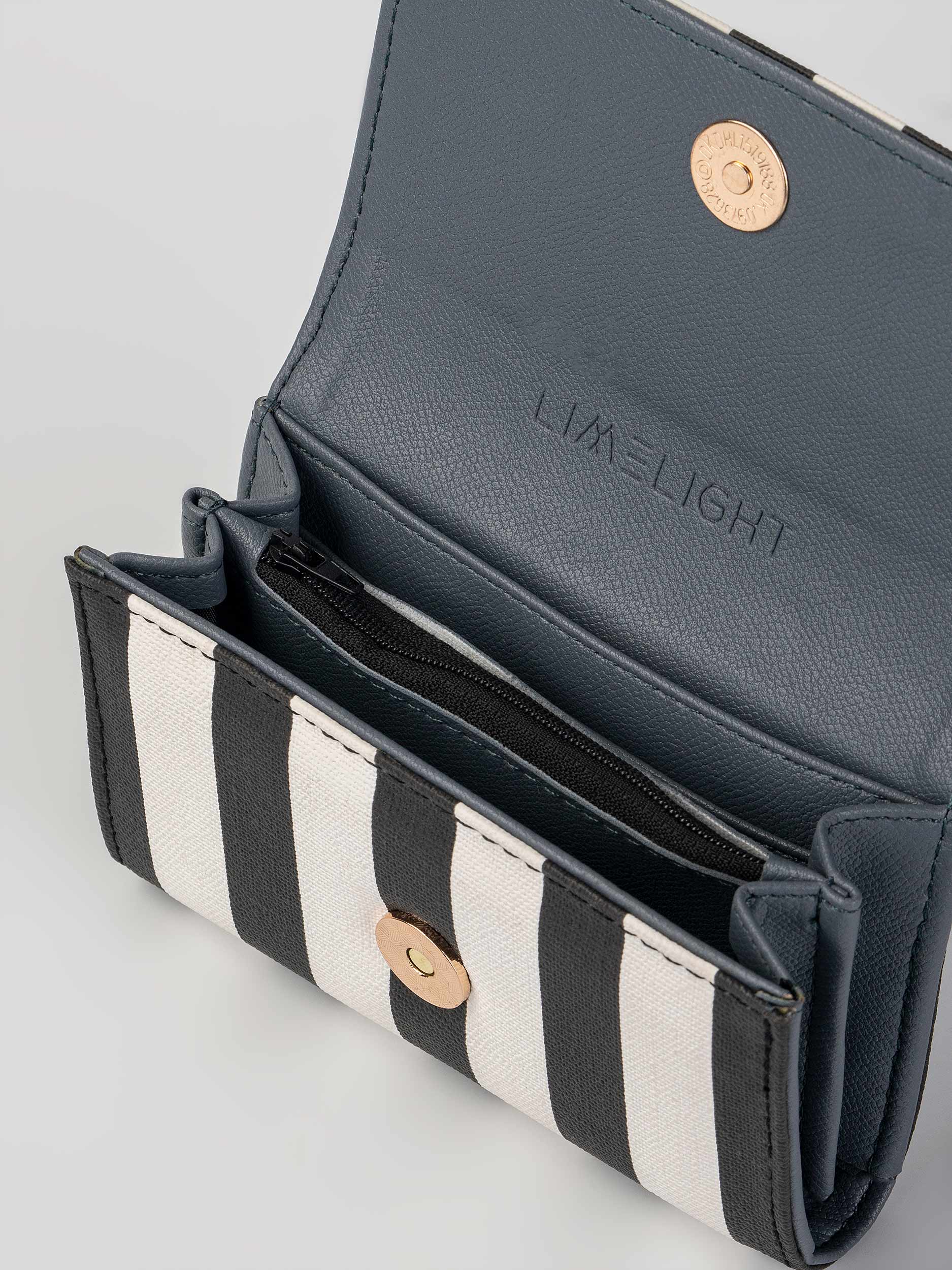 Monochrome Wallet