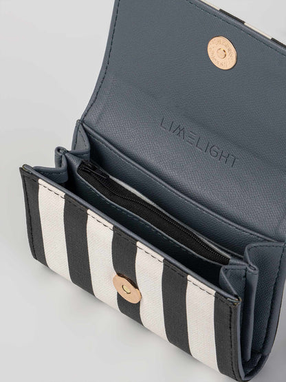 Monochrome Wallet