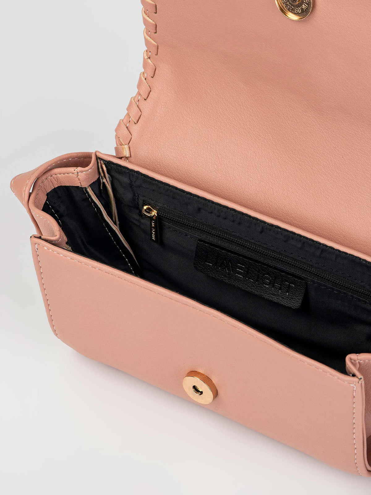 Saddle Clutch