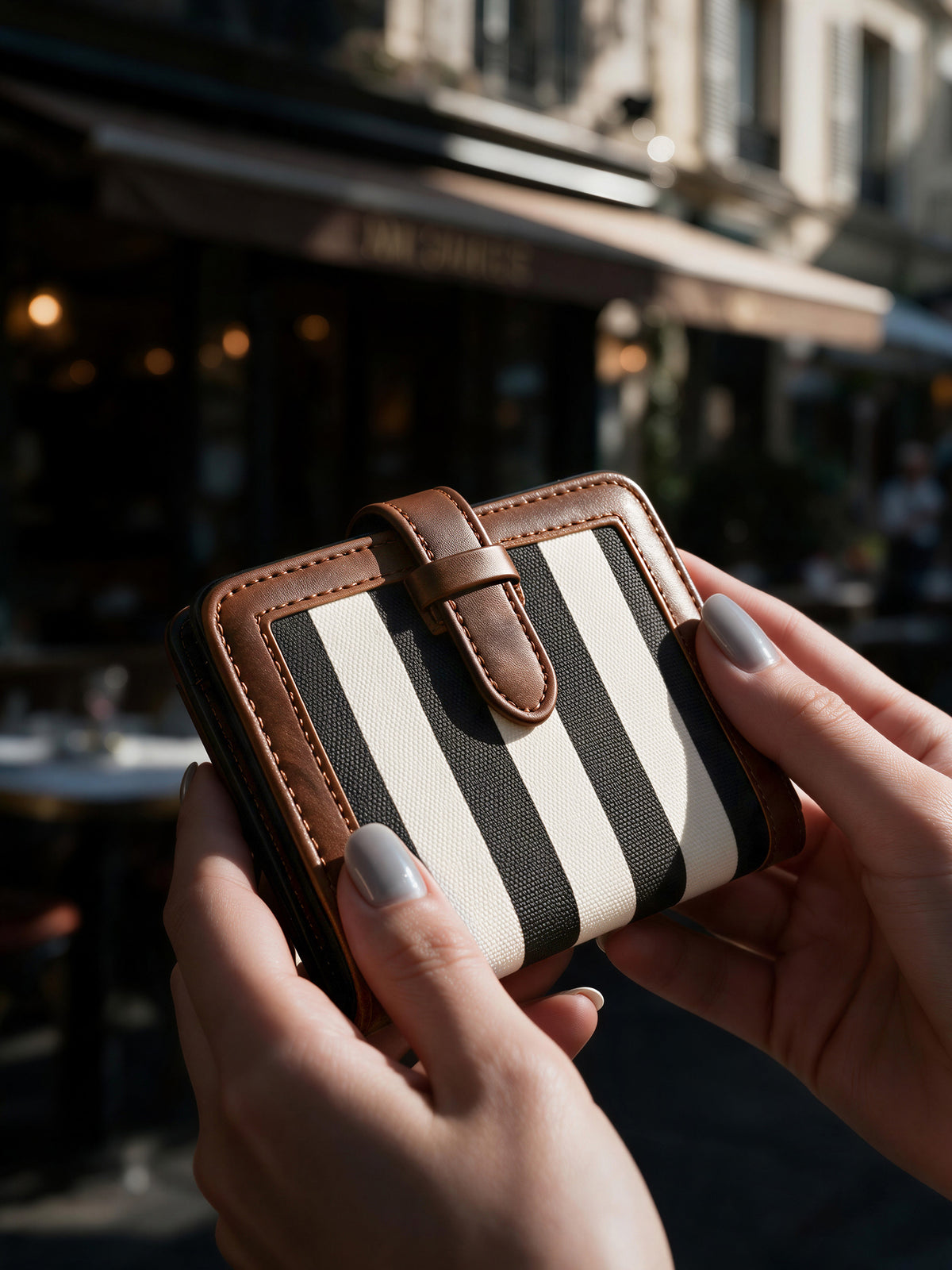 Strap Wallet