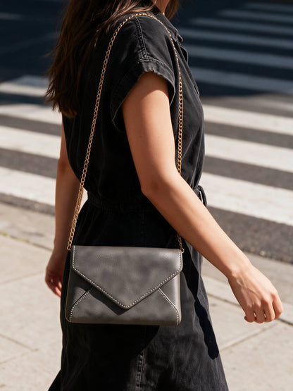 Lustrine Clutch