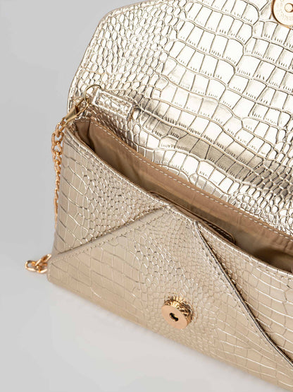 Lustrine Clutch