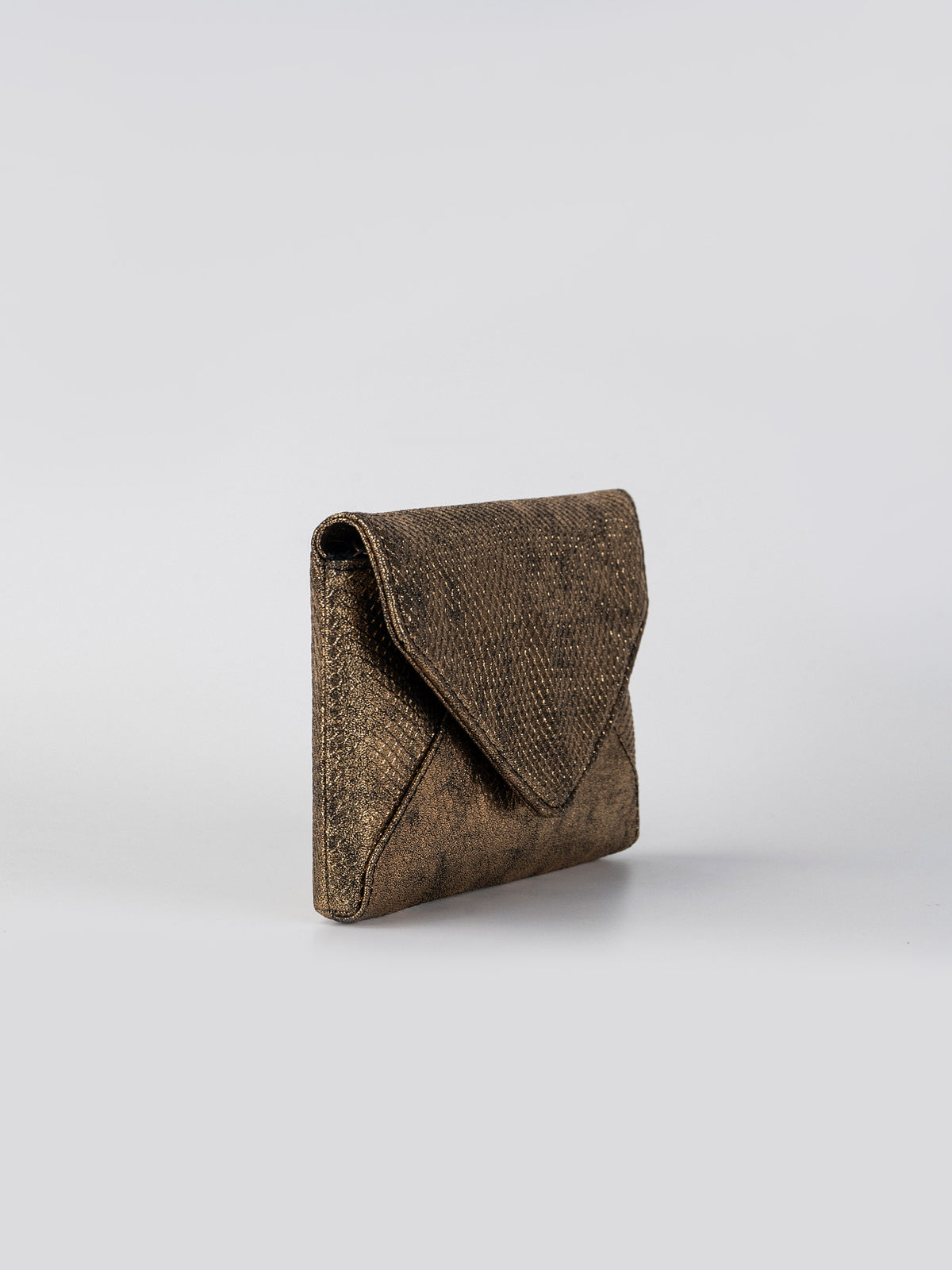 Lustrine Clutch
