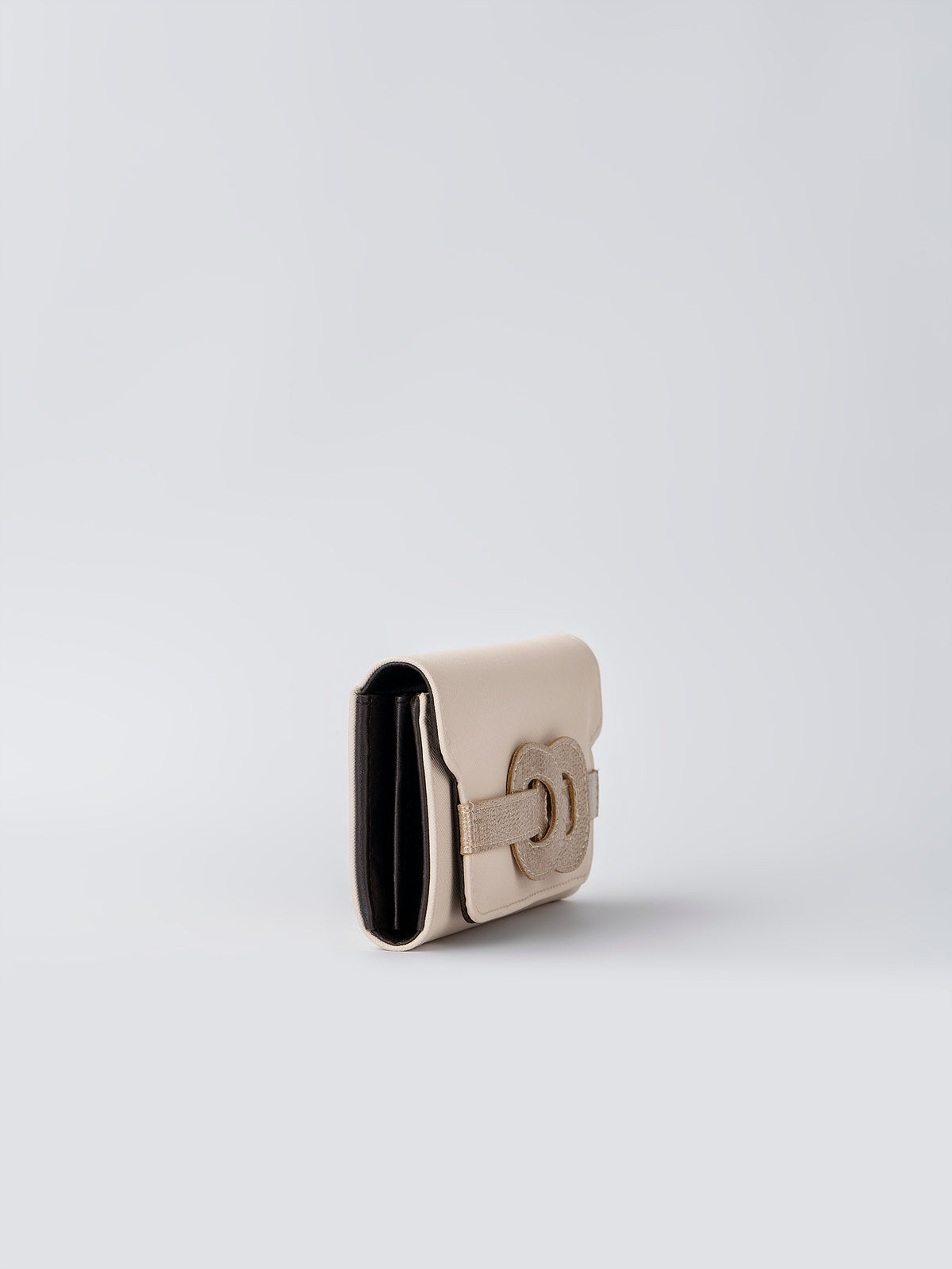 Medallion Wallet