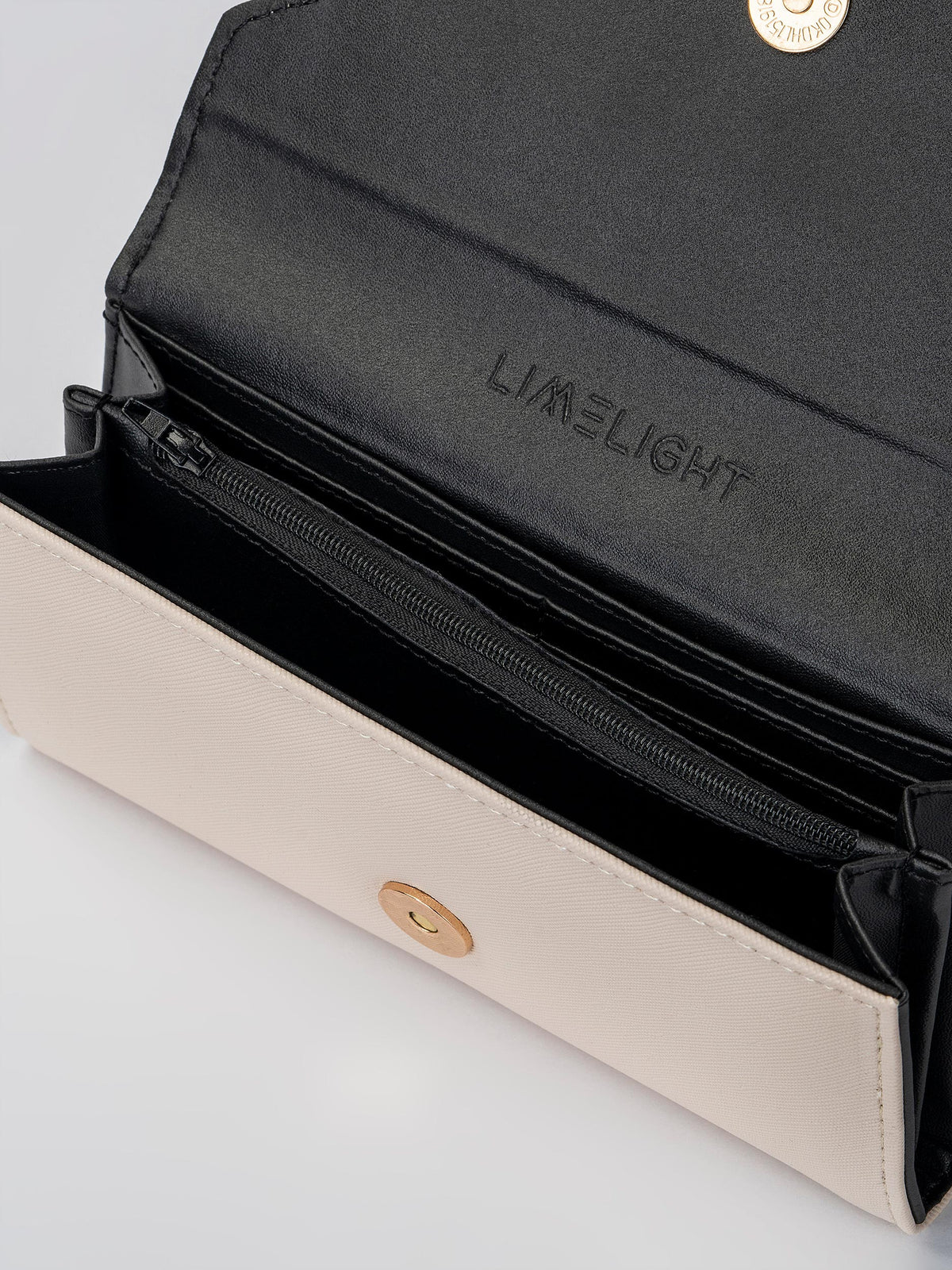 Medallion Wallet