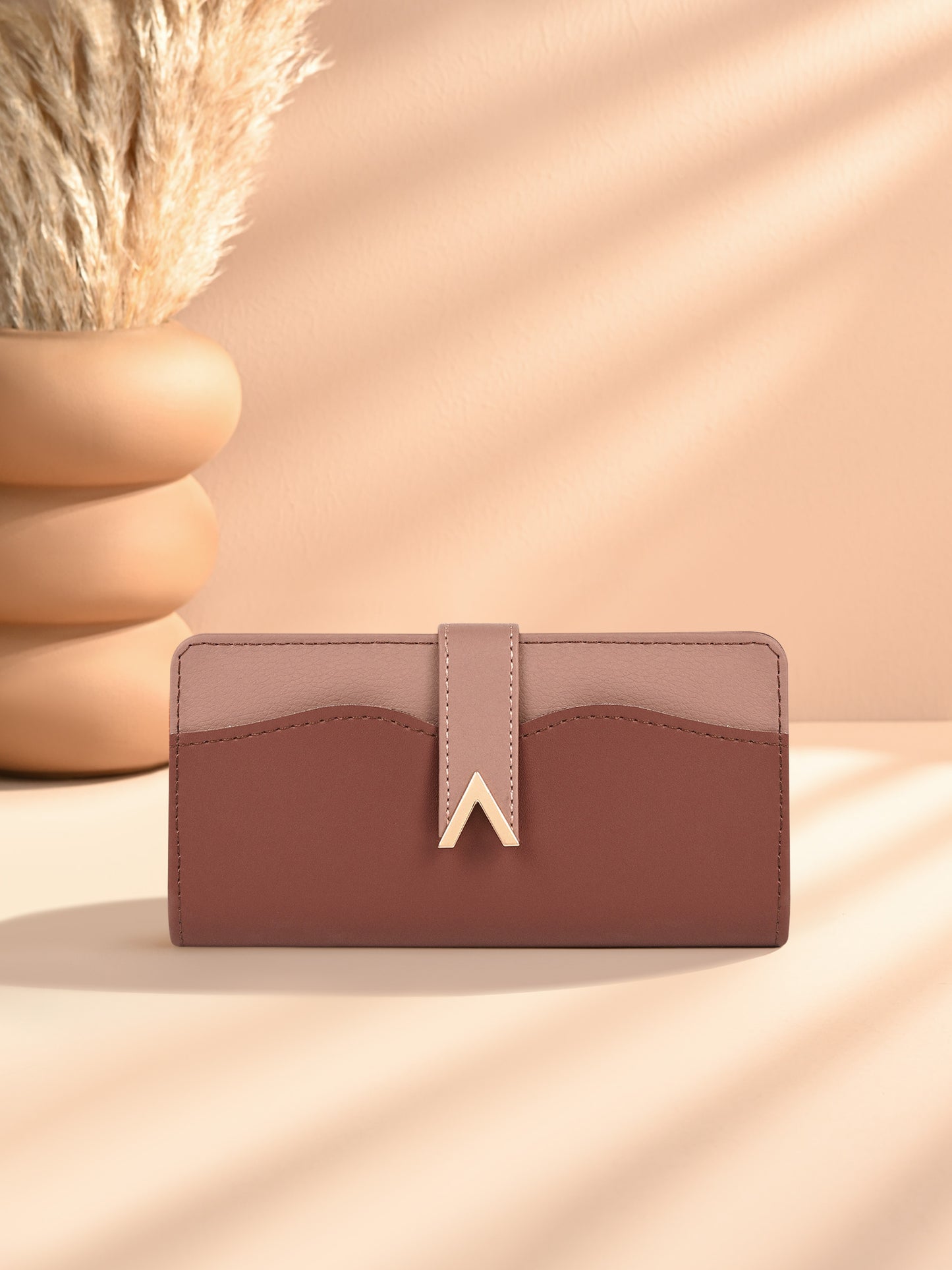 Two-tone Folded Wallet
