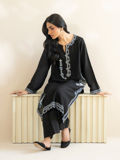 Karandi Shirt-Embroidered (Pret)