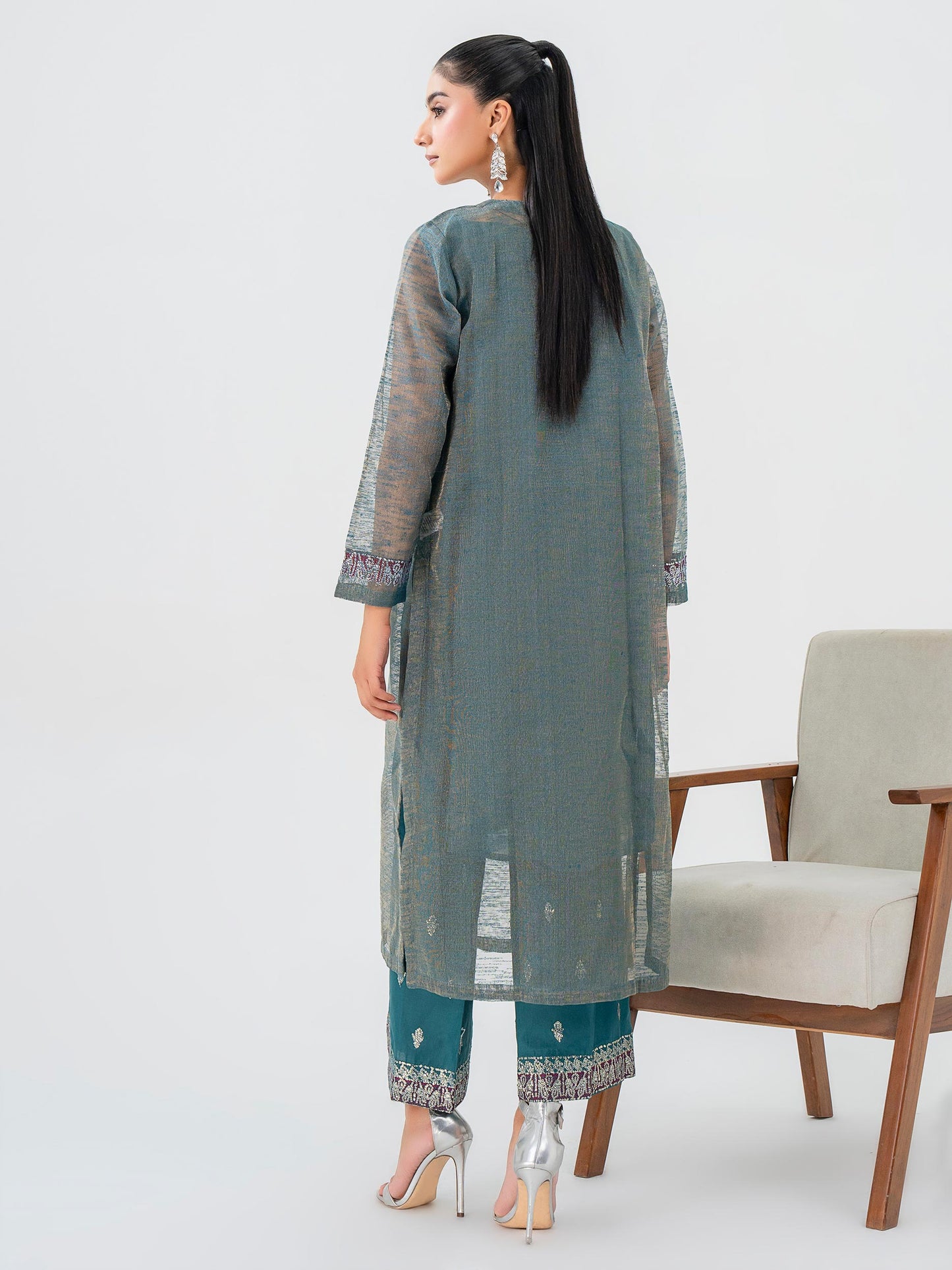 2 Piece Zari Net Suit-Embroidered (Pret)
