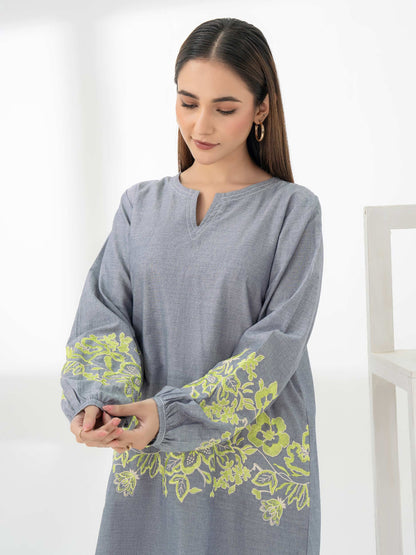 2 Piece Yarn Dyed Suit-Embroidered(Pret)