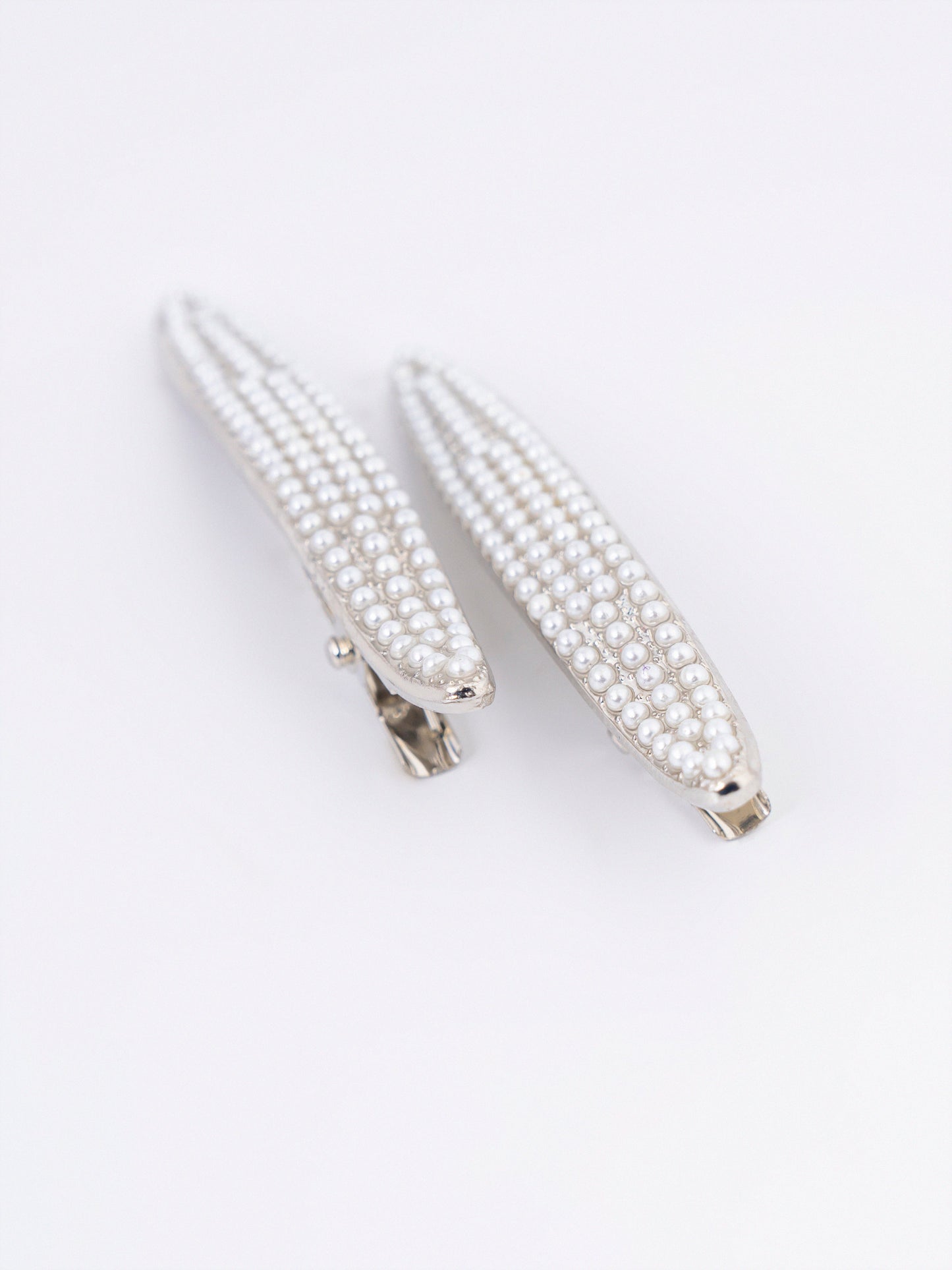 Pearl Studded Clips