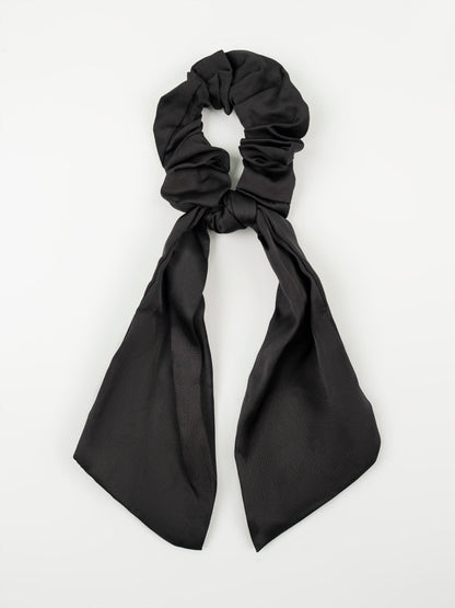 Bow Tail Scrunchie